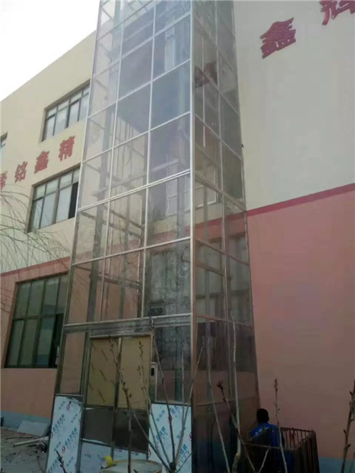 導(dǎo)軌式升降機 導(dǎo)軌式升降機